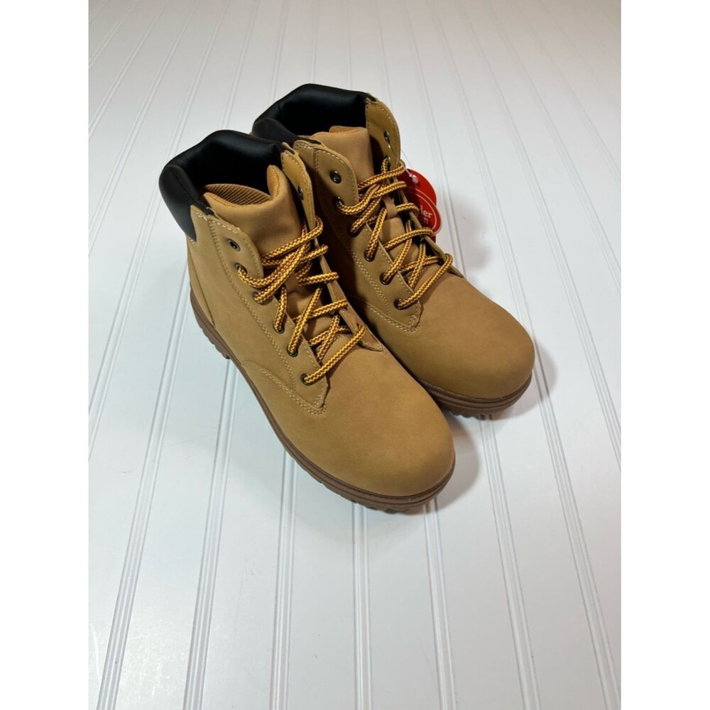 Size 6 Big Boys Tan Lace-Up Outdoor Boots NWT